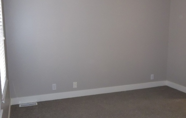 2 beds, 2.5 baths, 1,438 sqft, $1,995, Unit 073