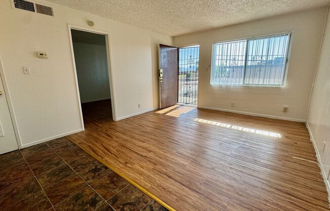 Move-in ready 1-bedroom condo