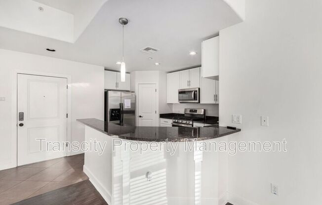 945 E PLAYA DEL NORTE Drive