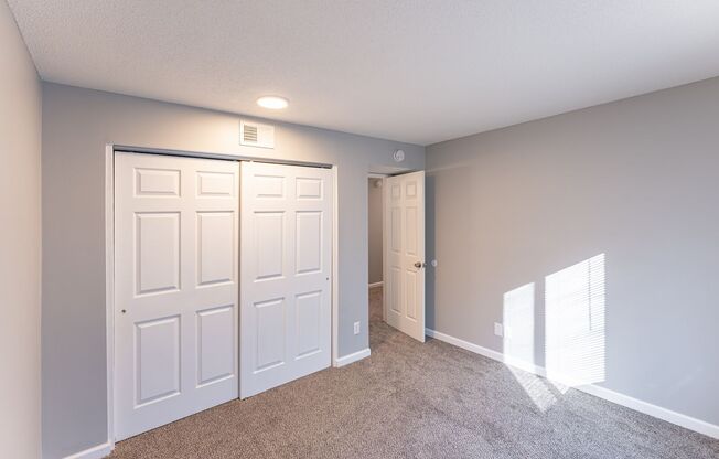 3 beds, 2 baths, 1,350 sqft, $1,455, Unit 201