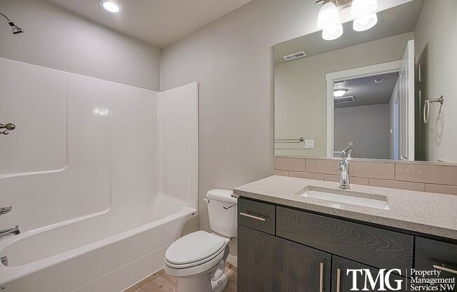 3 beds, 2.5 baths, 1,650 sqft, $2,490, Unit C-112