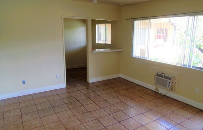 Studio, 1 bath, 554 sqft, $1,350, Unit #39