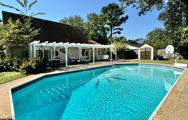 A Birchwood Gardens Pool Home Available 02-07-25! A First-Time Rental & A Pet-Friendly Home on a Cul-De-Sac!