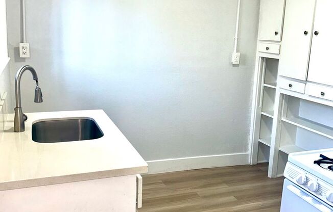 Studio, 1 bath, $1,395, Unit 03