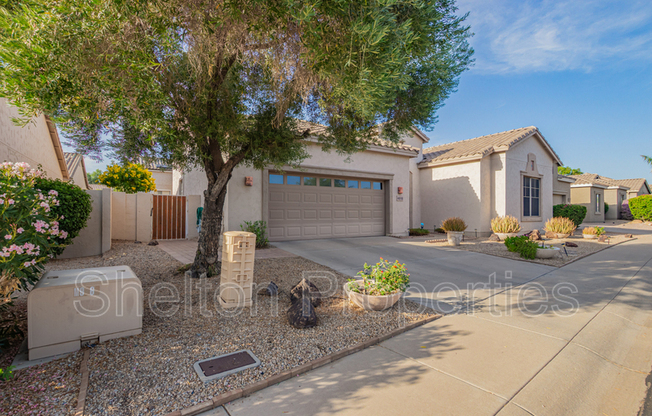 4818 E ANNETTE DR