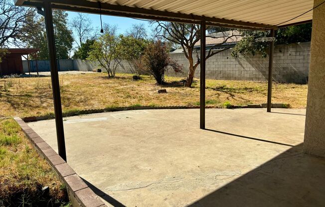 2 beds, 1 bath, $2,850