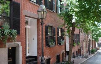 89 Myrtle St