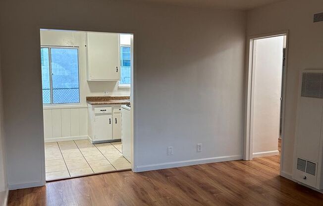 1 bed, 1 bath, 620 sqft, $1,995