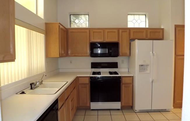 2 beds, 2 baths, $2,000