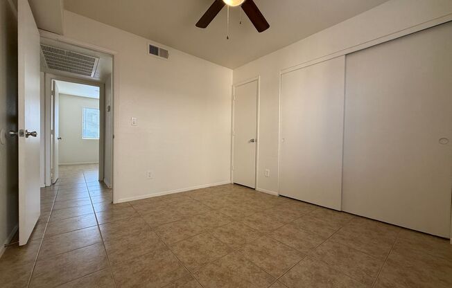 2 beds, 1 bath, $1,200, Unit # 105