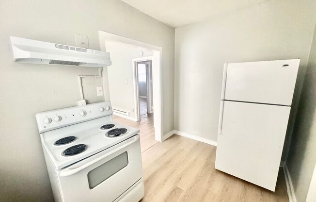2 beds, 1 bath, 602 sqft, $890, Unit Unit 18