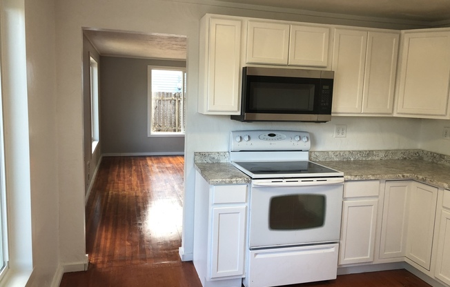 3 beds, 1 bath, $1,795