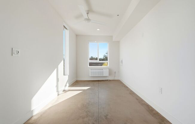 Studio, 1 bath, 224 sqft, $1,512, Unit 103-A