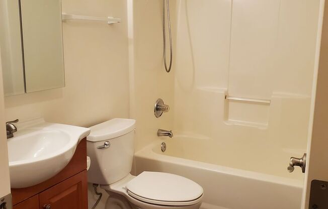 Single family ranch duplex. 3 bedrooms & 1 bathroom.