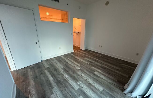 350 NE 24th St