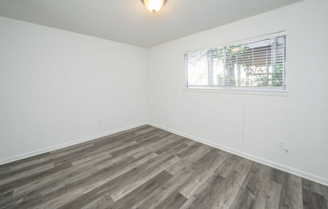 1 bed, 1 bath, 656 sqft, $875, Unit 18