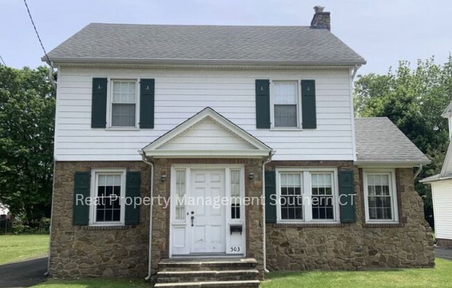 503 PINE ROCK AVE