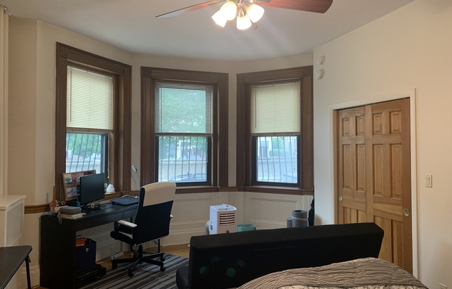 907 Beacon St # 15