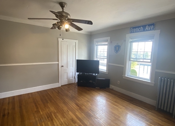 22 FRENCH AVE