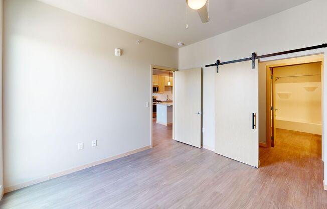 1 bed, 1 bath, 816 sqft, $1,855, Unit #520