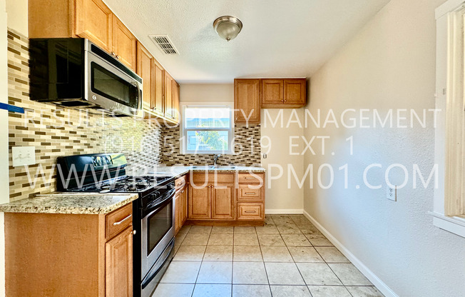 3 beds, 2 baths, $2,300