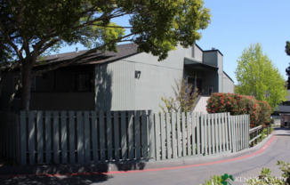 Rare Corner One Bedroom Fully Remodeled w/ In-Unit Laundry