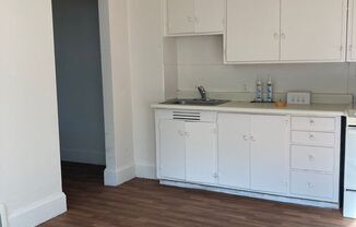 1 bed, 1 bath, $900, Unit Unit 2