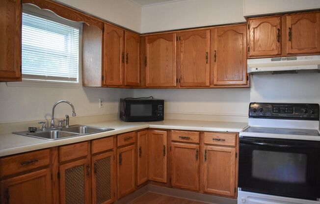 514-516 McCully St.