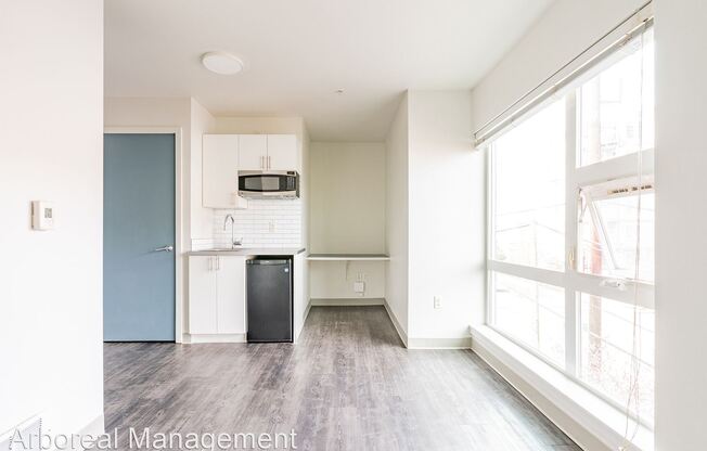 Efficient and Convenient Apartment in Alcove First Hill