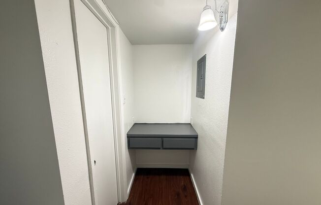 2 beds, 1 bath, 954 sqft, $1,600, Unit RRO-110