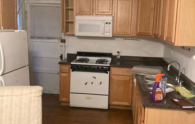 5008 North Springfield Ave.