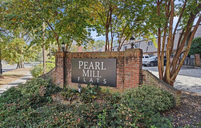 Downtown Durham! 1bd/1ba Trinity Park's Pearl Mill Flats (Take It Furnished or Unfurnished!)