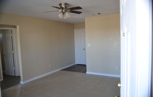 3 beds, 2 baths, 1,134 sqft, $900, Unit 3410 Cantabrian Dr. - A