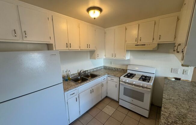 7017-7019 Mohawk Street