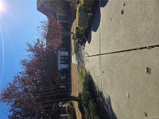 3 beds, 1 bath, 800 sqft, $3,000