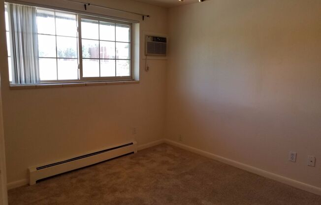 1 bed, 1 bath, 550 sqft, $1,510, Unit 680-206
