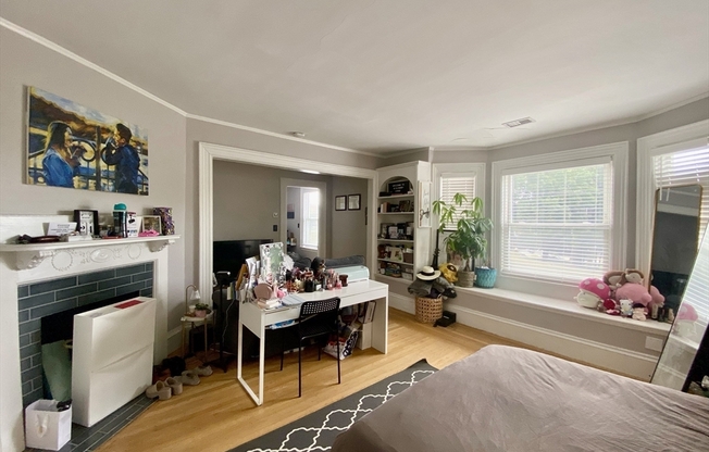 445 HIGHLAND