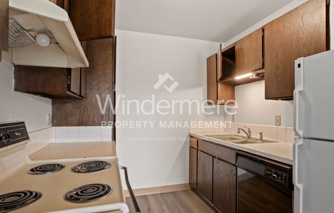 1 bed, 1 bath, $950, Unit Unit 06
