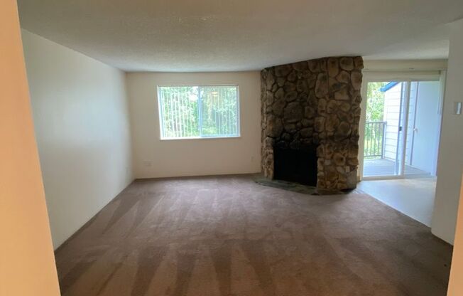 #165 RIVERVIEW APARTMENTS