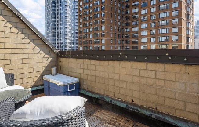 1 bed, 1.5 baths, $5,200, Unit PHG