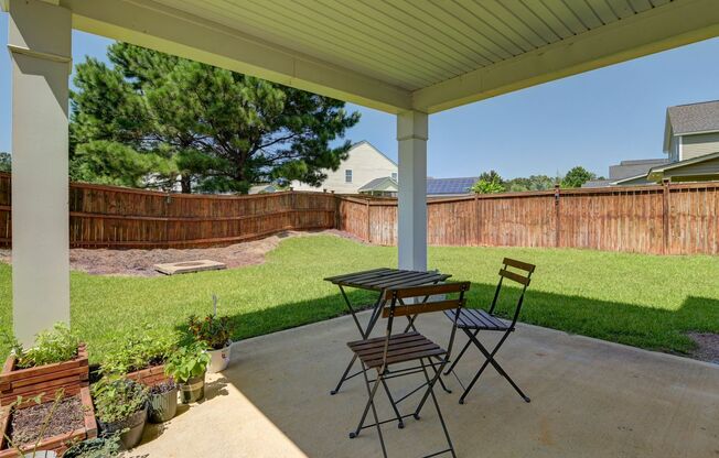 Charming 3-Bedroom Home at 231 Flutter Dr. – Ideal Location and Modern Comforts!