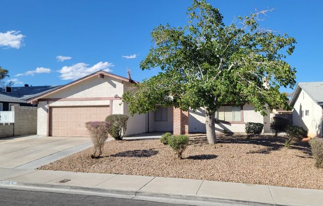 6208 Old Trail Rd - 4 bedrooms, 2 bathrooms 1522 SQFT