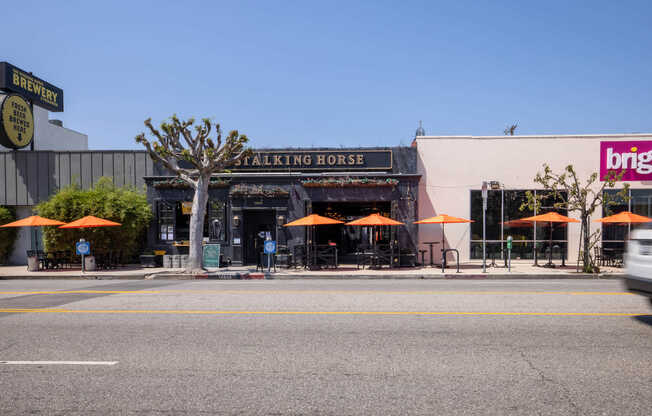 Check out the many retail and dining spots along Pico Boulevard.