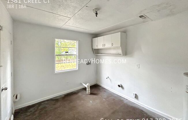 3 beds, 1 bath, $1,650