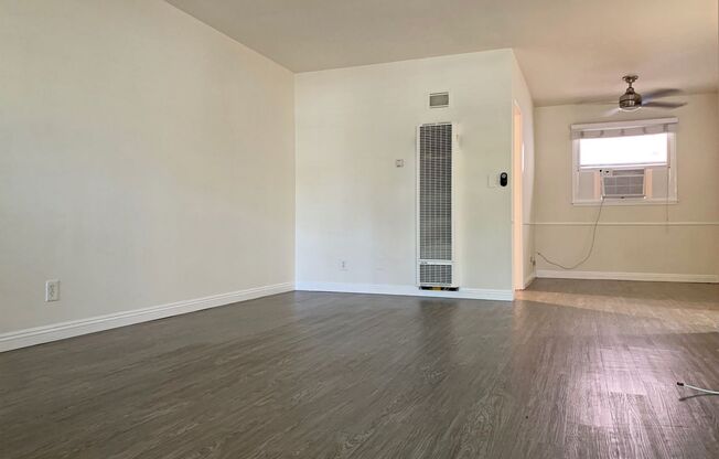 Studio, 1 bath, 563 sqft, $1,695, Unit 11