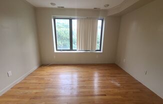 1 bed, 1 bath, 650 sqft, $1,695, Unit 2nd Floor