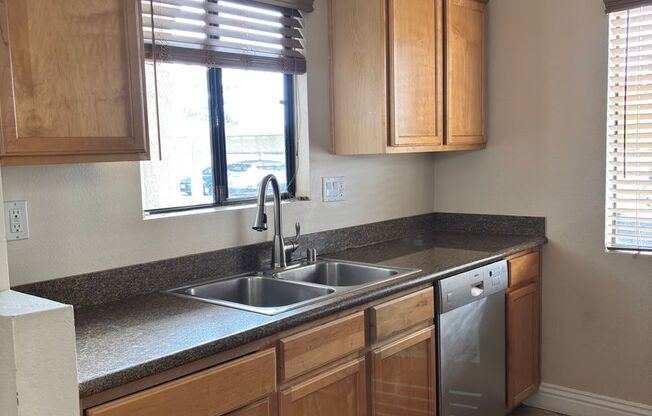 1 bed, 1 bath, $2,095, Unit # 82