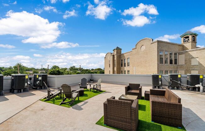 1 bed, 1 bath, 575 sqft, $1,325, Unit 303