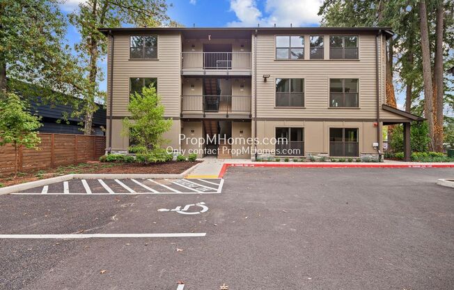 2 beds, 1.5 baths, $2,195, Unit 15948 Quarry Road  - Townhome B1