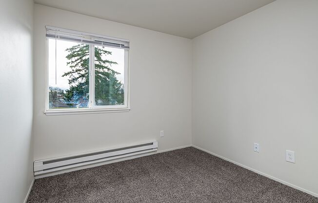 2 beds, 1 bath, $1,550